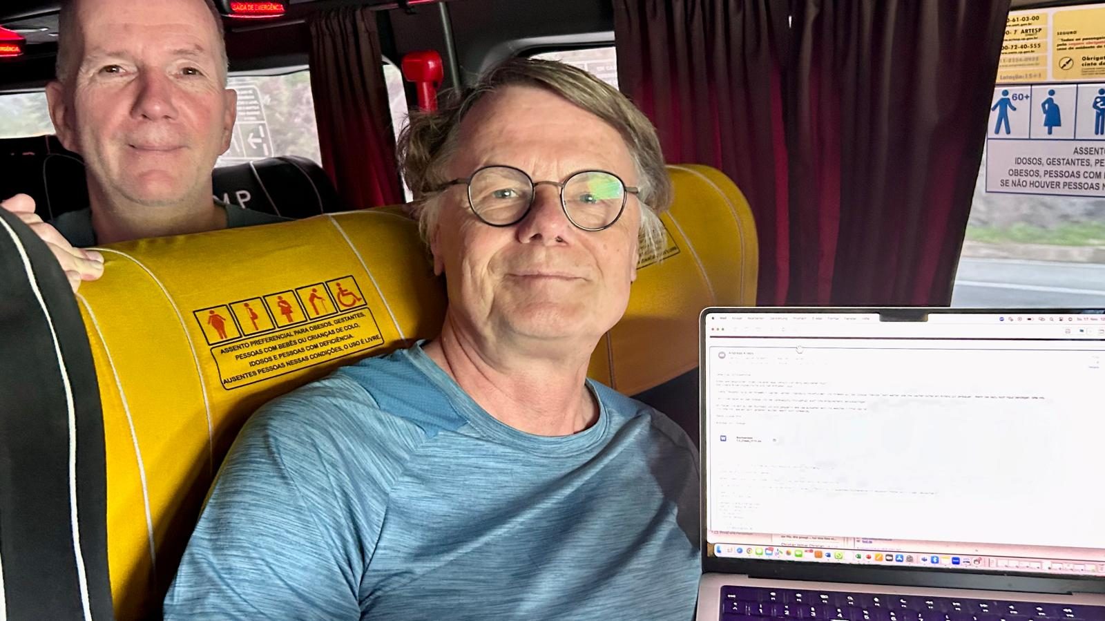 Andreas Krebs und Christian Velmer bei der Recherche